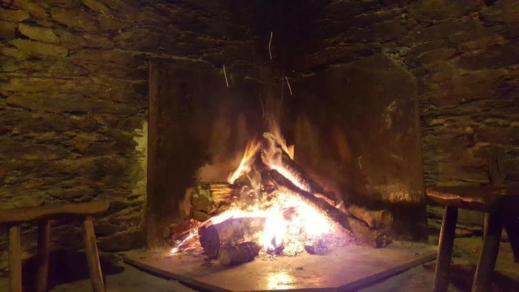 Penzion A Pena De Augasantas Oca de Abaixo Exteriér fotografie